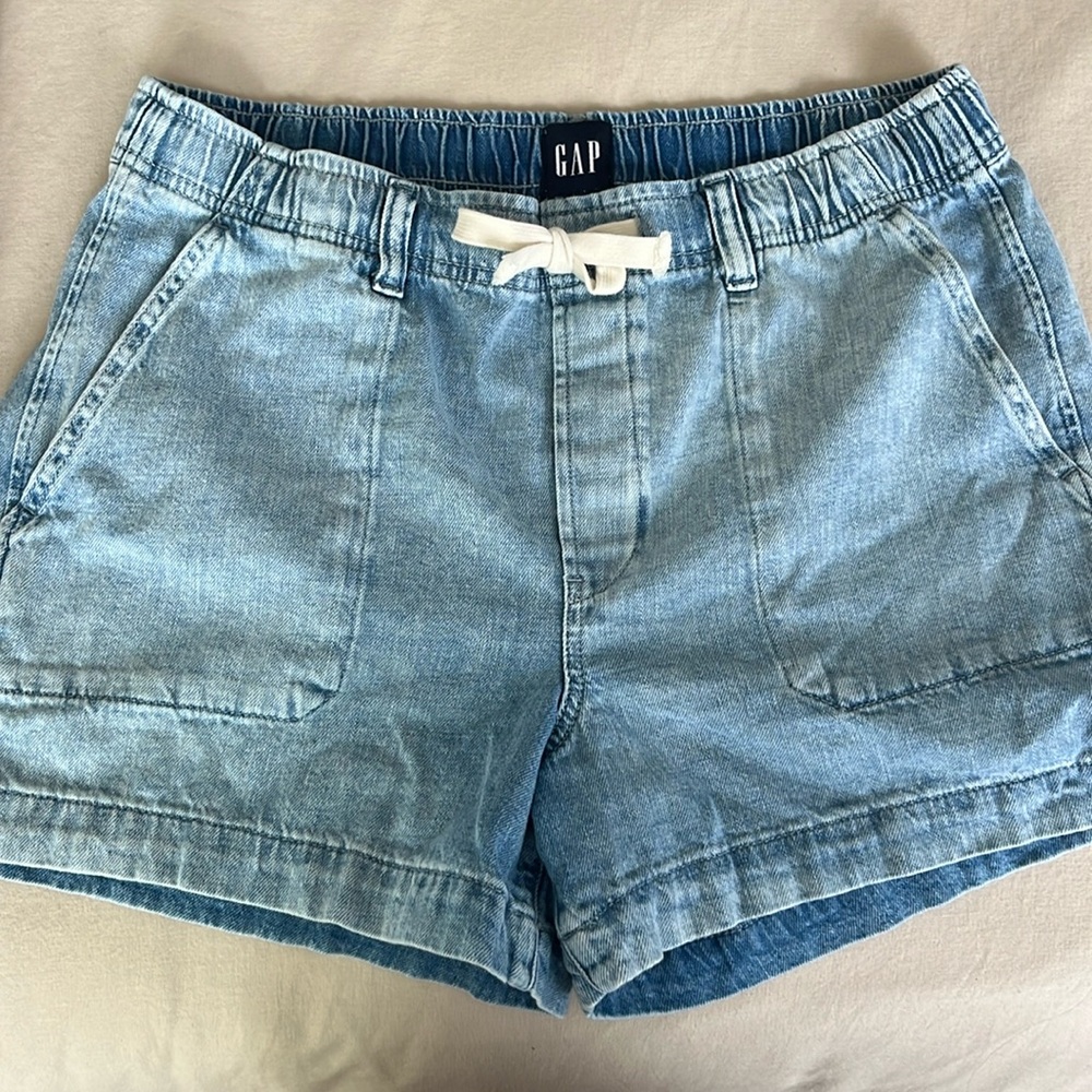 Gap denim jean short with drawstring